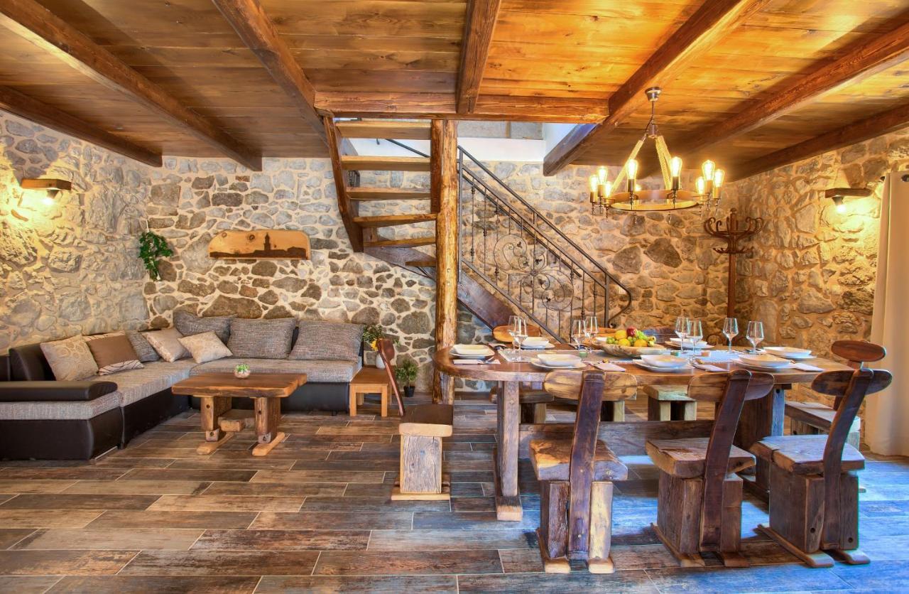 Vila Stone Mill House Vrh  Exteriér fotografie